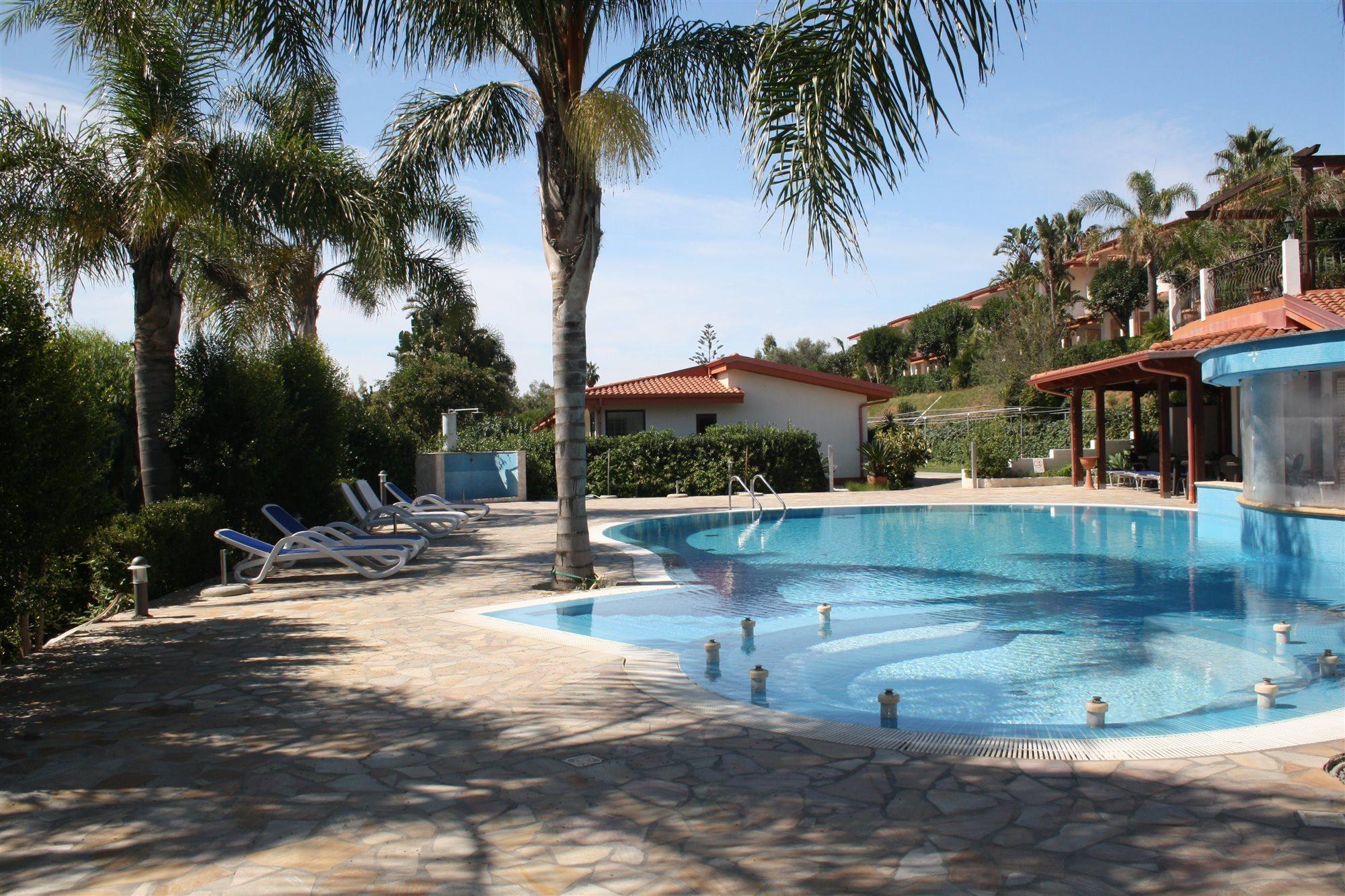 Residence Hotel La Taverna Capo Vaticano Eksteriør billede